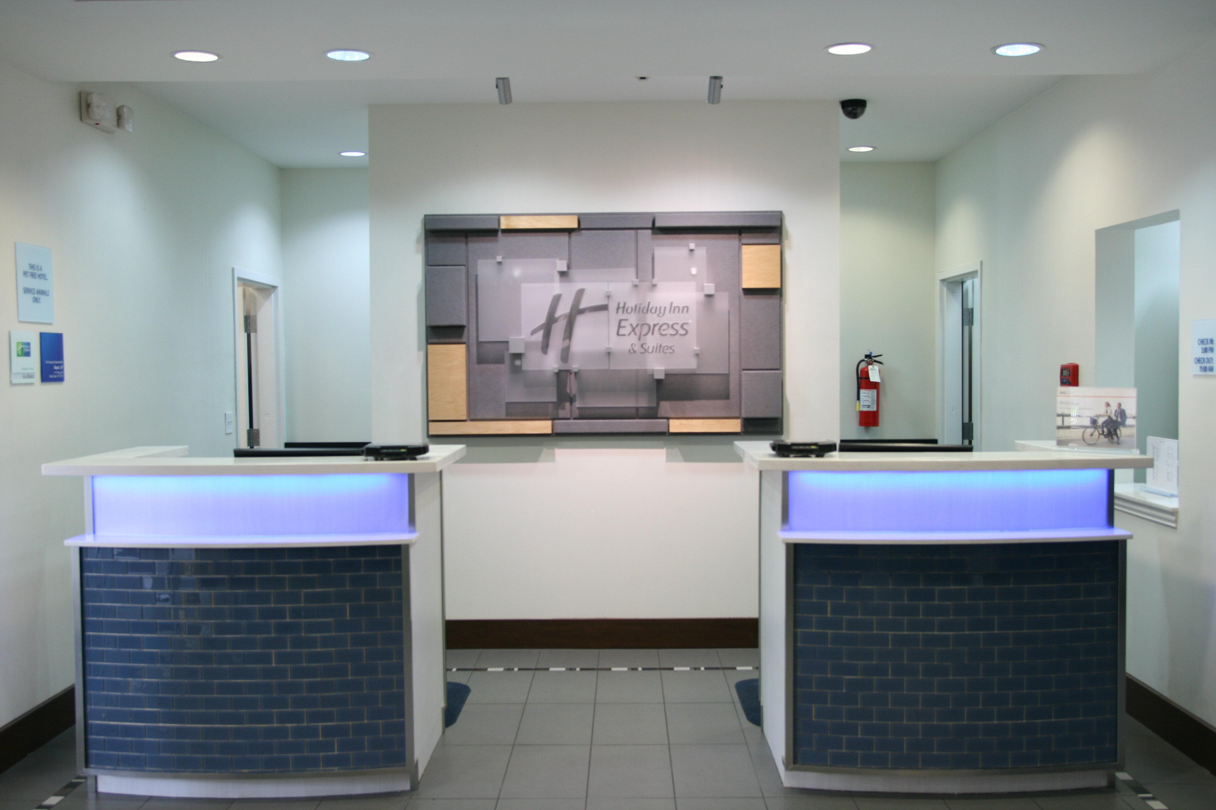 Holiday Inn Express Hotel & Suites Clute-Lake Jackson By Ihg Dış mekan fotoğraf