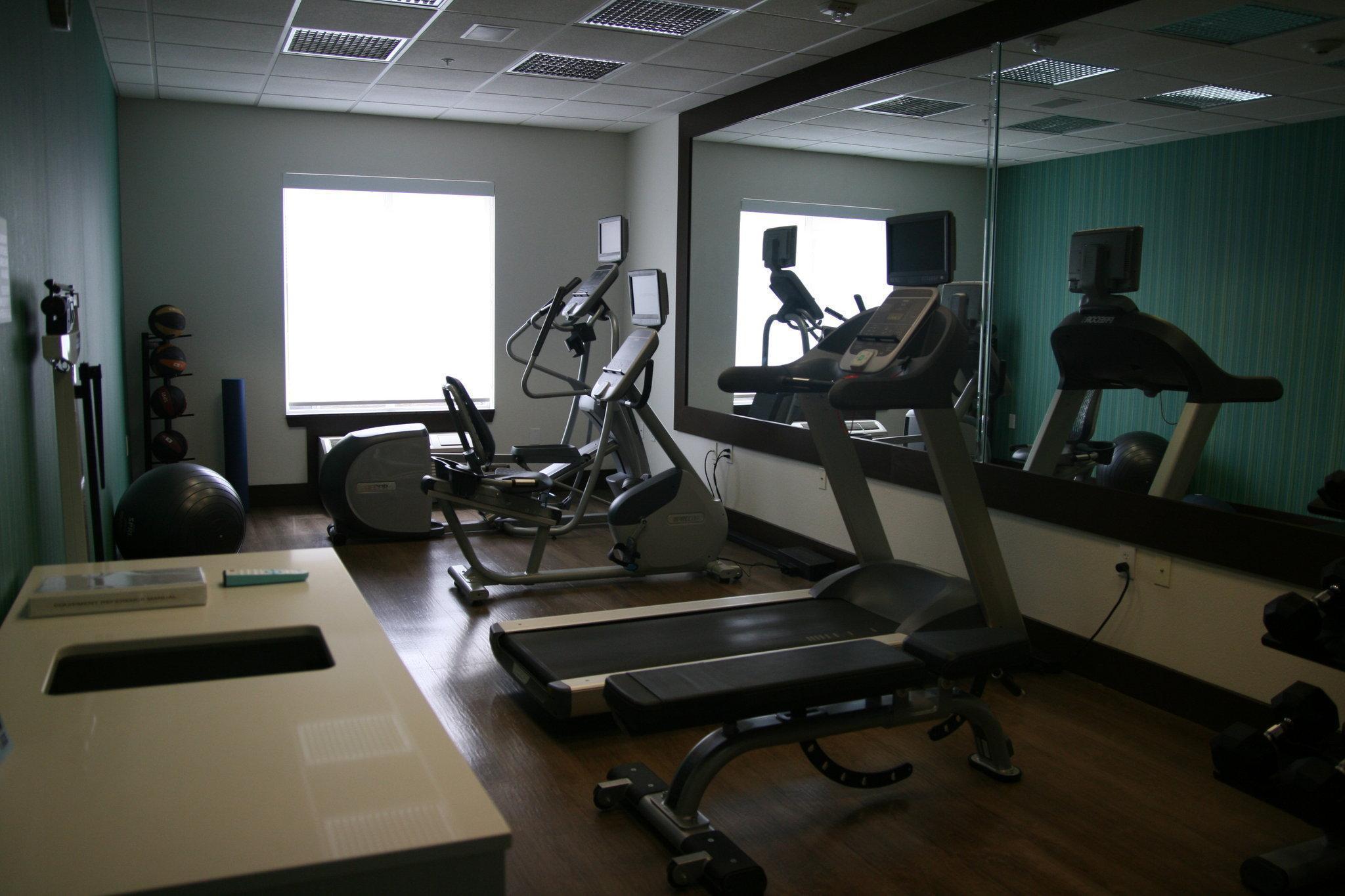 Holiday Inn Express Hotel & Suites Clute-Lake Jackson By Ihg Dış mekan fotoğraf