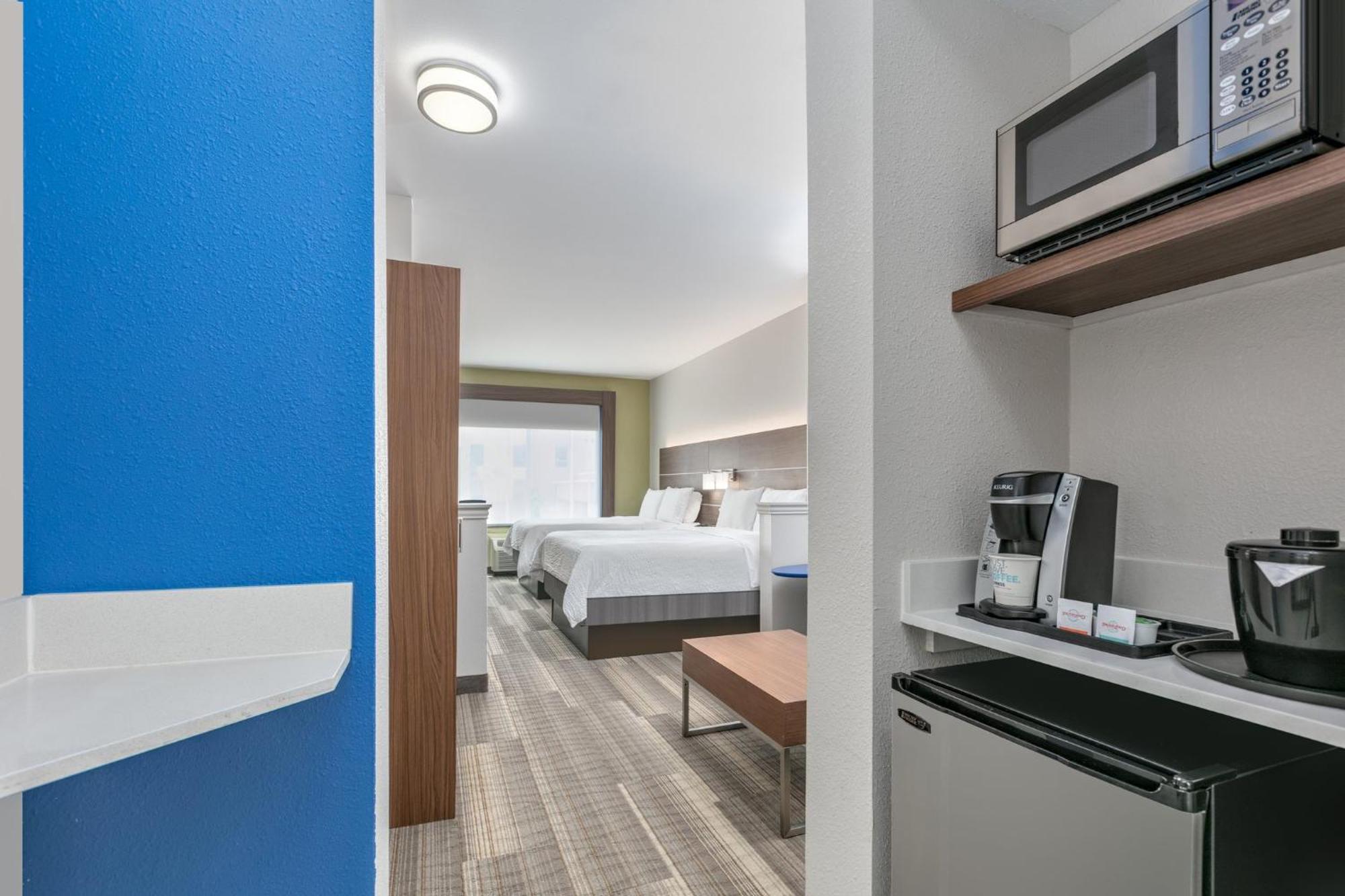 Holiday Inn Express Hotel & Suites Clute-Lake Jackson By Ihg Dış mekan fotoğraf