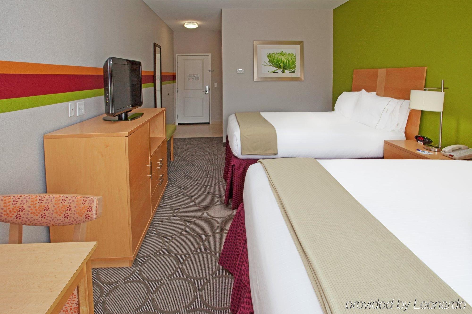 Holiday Inn Express Hotel & Suites Clute-Lake Jackson By Ihg Oda fotoğraf