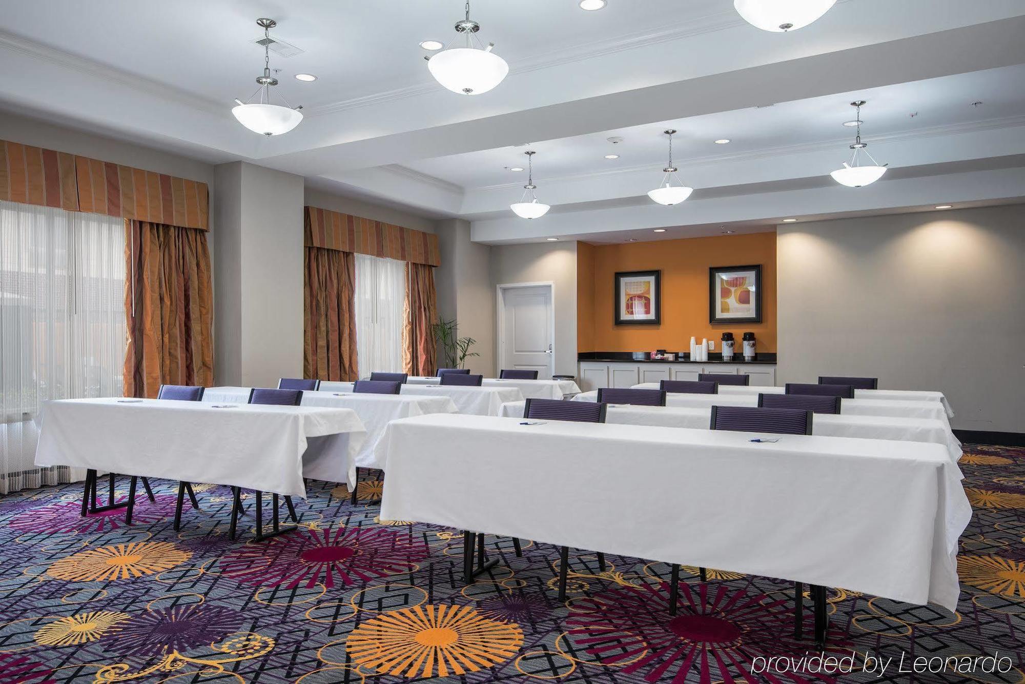 Holiday Inn Express Hotel & Suites Clute-Lake Jackson By Ihg Dış mekan fotoğraf